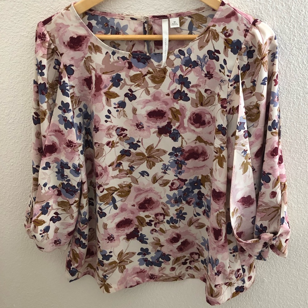 Lc Lauren Conrad flounce sleeve floral blouse
